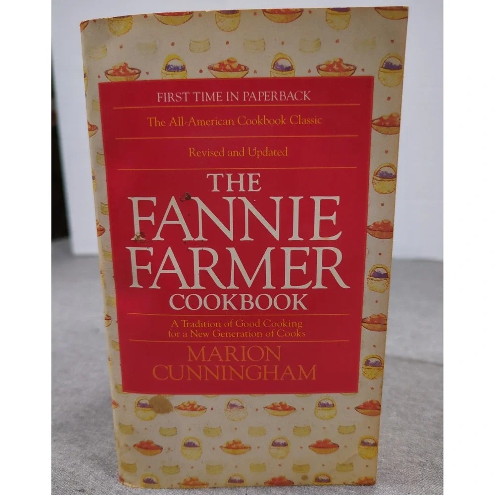 VTG 1994 The Fannie Farmer Cookbook by Marion Cunningham Revised‎ & Updated PB